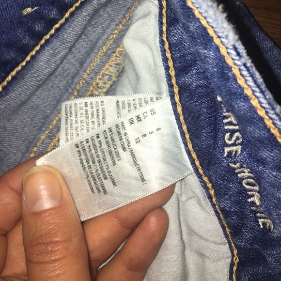 High Rise AE shorts - Picture 2 of 3